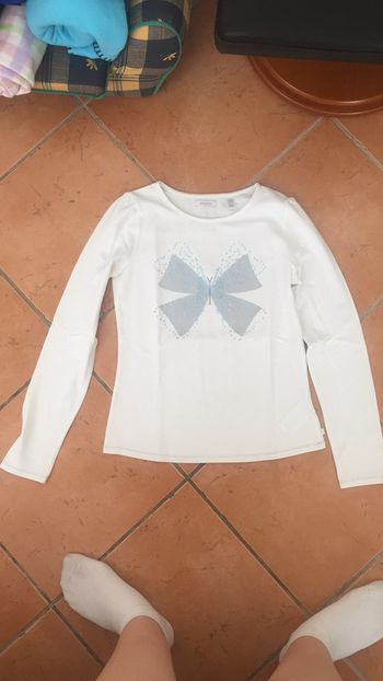 T shirt manches longues blanc avec motif pour fille