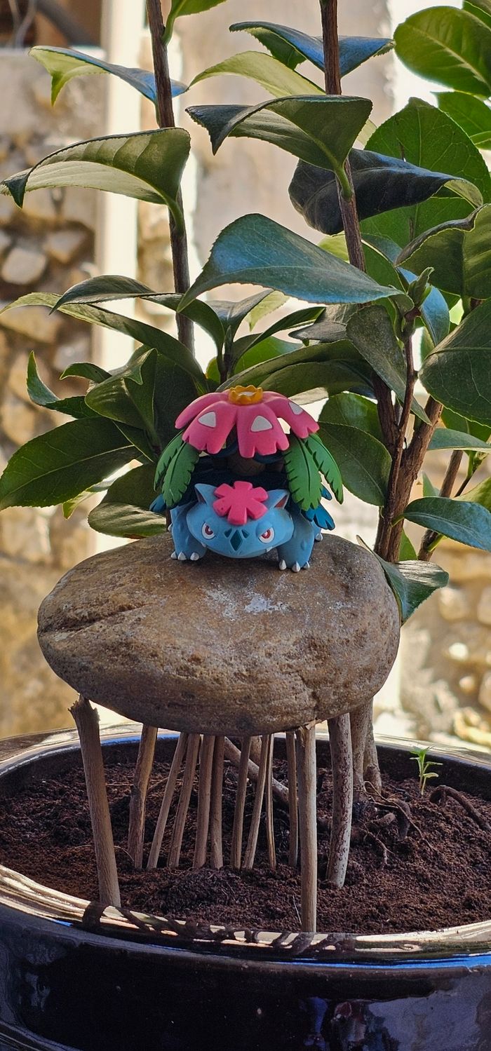 Super figurine Pokemon Nintendo tomy Mega-florizarre - photo numéro 2
