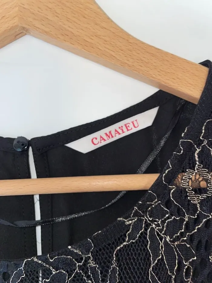 Blouse noire et dorée Camaïeu M/L - photo numéro 3