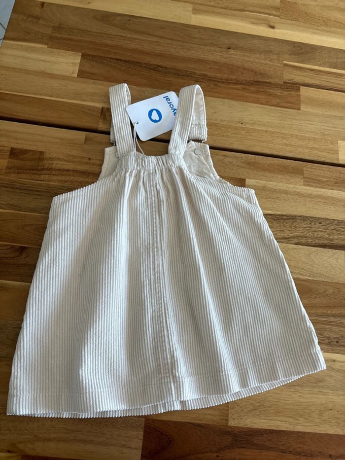 Robe salopette en velours beige - photo numéro 3