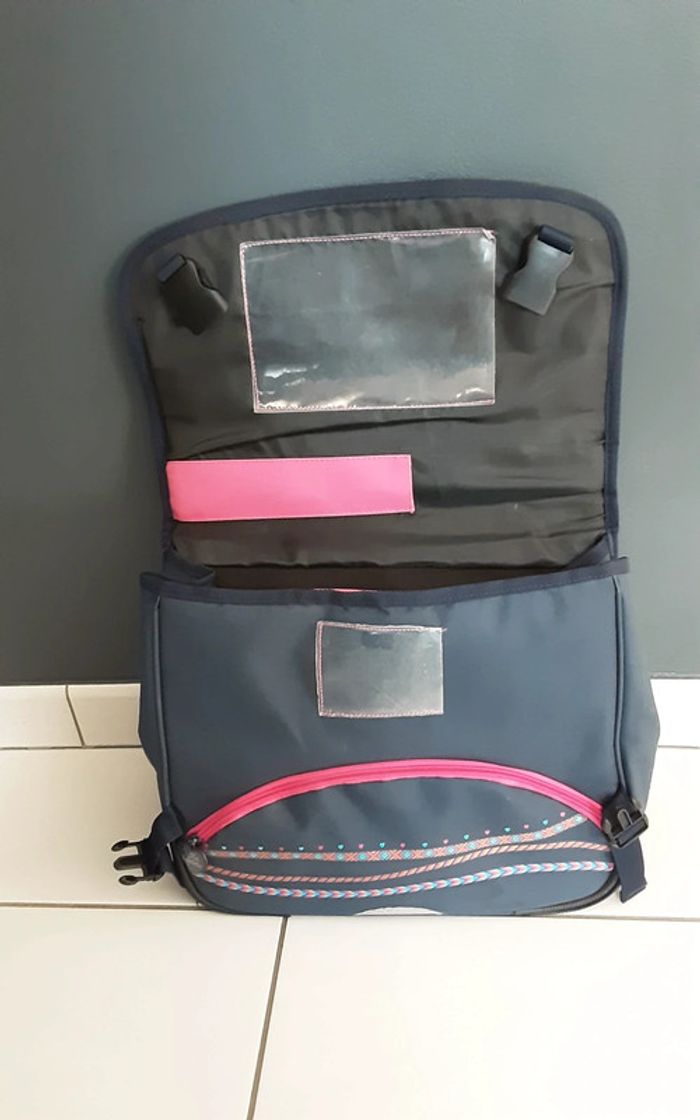 Cartable école 1 an - photo numéro 3