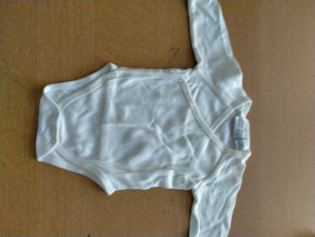 Body 1 mois 54 cm
