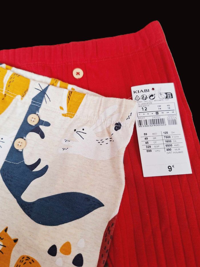 Lot 2 leggings Kiabi 12 mois NEUFS - photo numéro 2