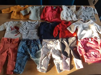 Lot vêtements fille 12 mois