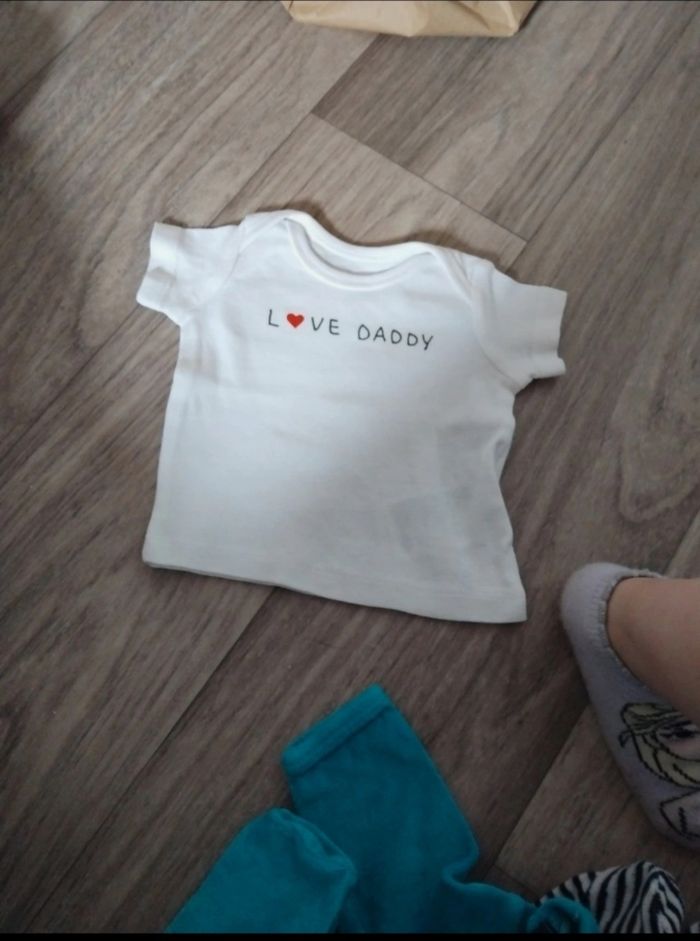 Tee shirt