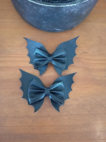 Barrettes chauves souris 