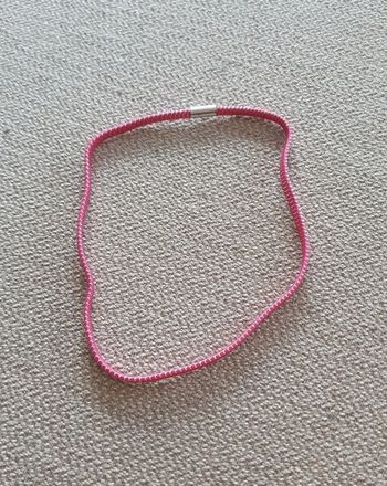 Bandeau pour les cheveux rouges à paillettes