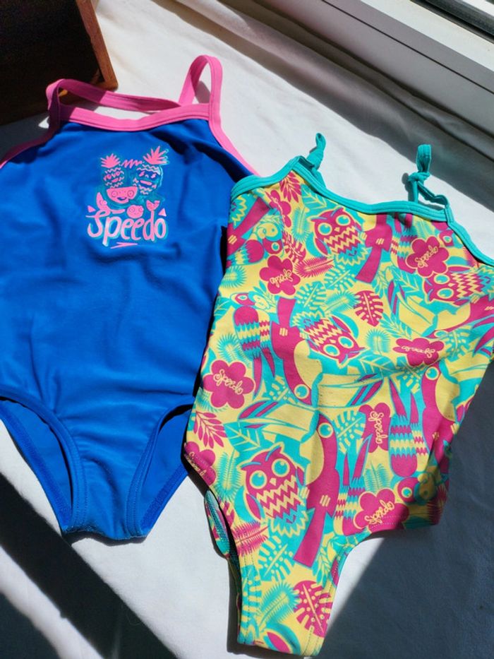 Lot de deux maillots de bain colorés speedo 4 ans