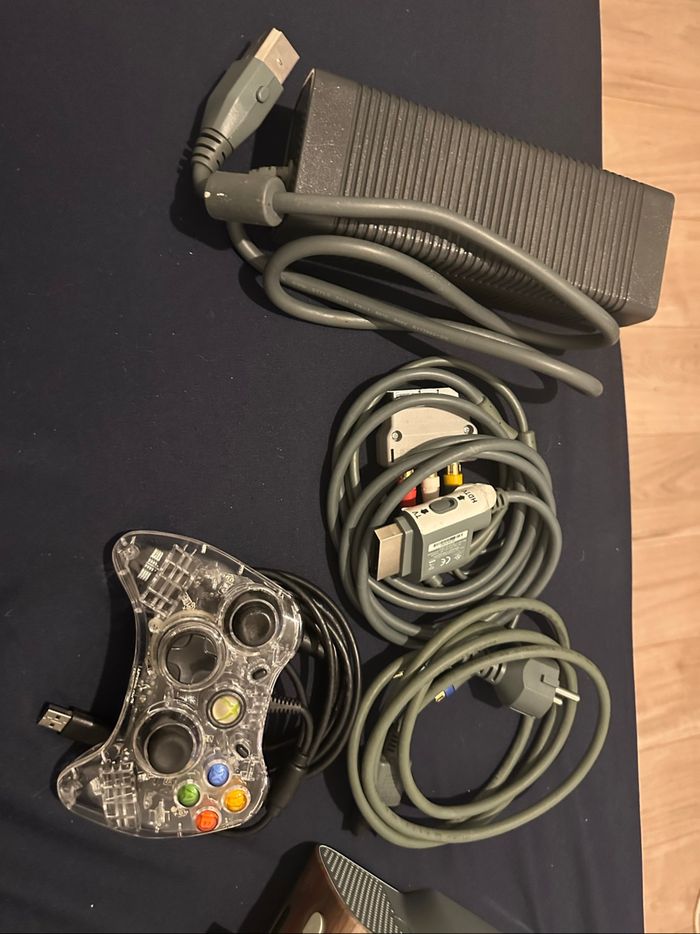 Vend Xbox 360 - photo numéro 2