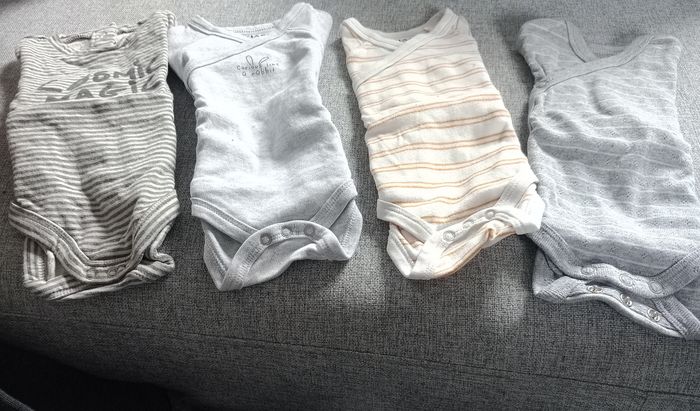 Lot de Bodies hiver garçon 3 mois