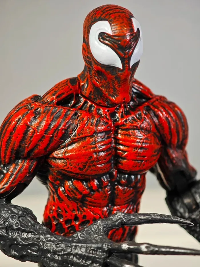 Figurine Venom : Carnage 26cm neuve sans boîte / Deux têtes - photo numéro 8