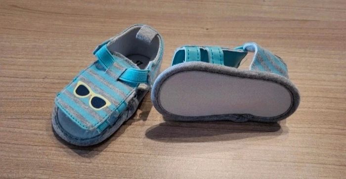 Sandale taille 17 - photo numéro 3