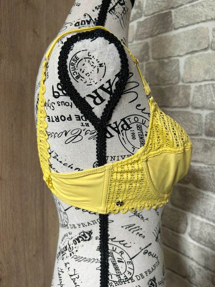 Soutien gorge taille 95B - photo numéro 5
