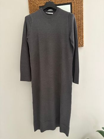 Robe longue Zara grise taille M