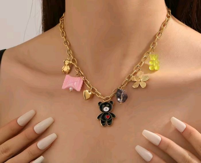 Collier ours haribo 🐻 ✅ - photo numéro 2