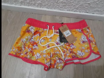 short de bains taille s