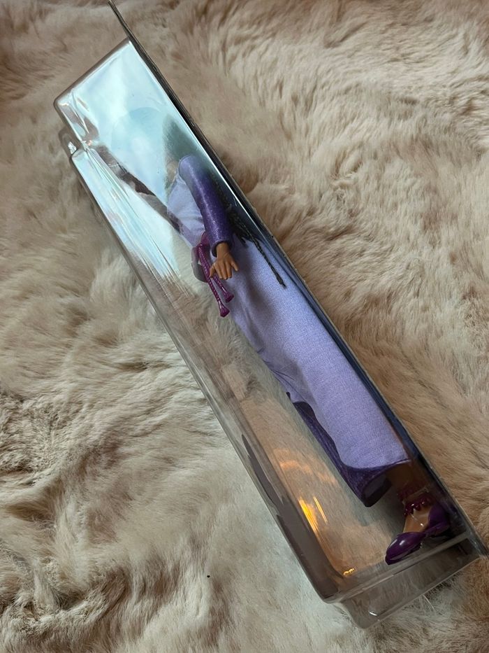 Poupée Asha du dessin animé Wish - photo numéro 3