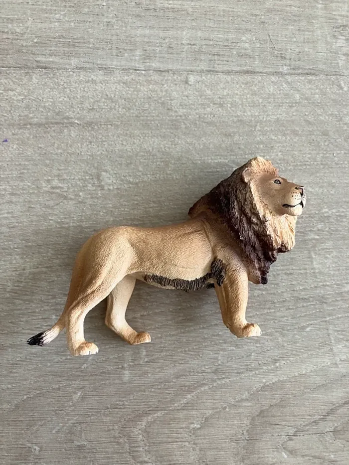 Figurine lion animaux schleich