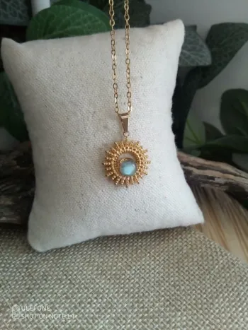 Collier soleil pierre de labradorite bleutée