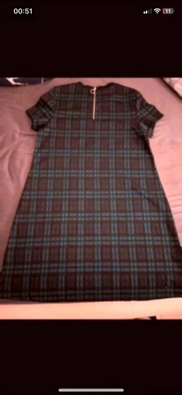 Robe carreaux neuve - photo numéro 2
