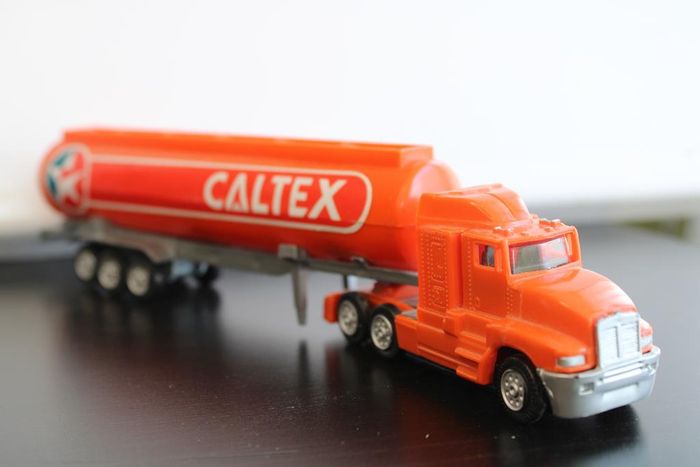 New ray camion tracteur plus remorque citerne - photo numéro 7