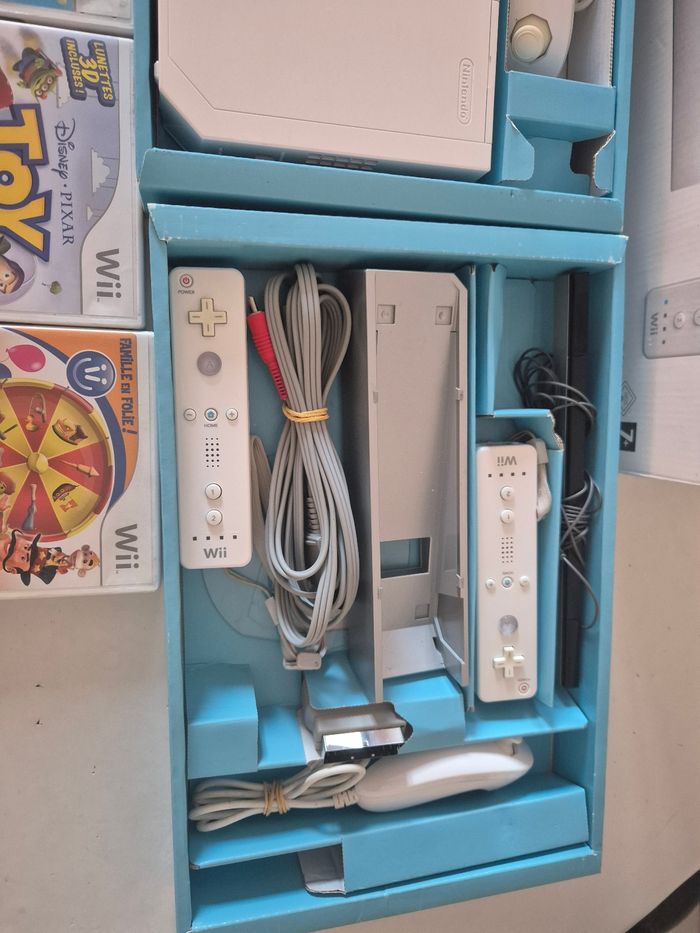 Console Nintendo wii blanche en boite et jeux - photo numéro 4