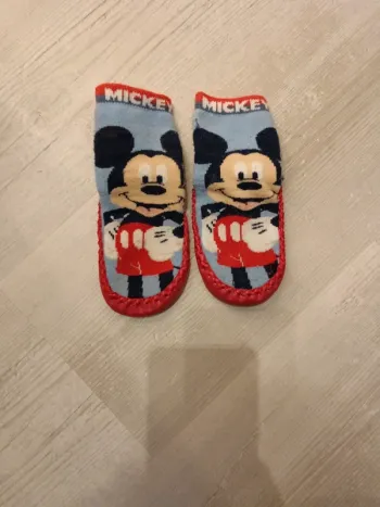 Chaussons chaussettes 23/26