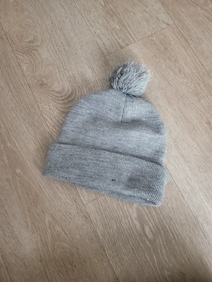 Bonnet ymcmb - photo numéro 2