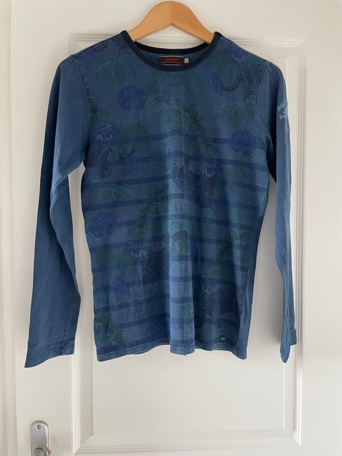 T-shirt bleu manches longueur