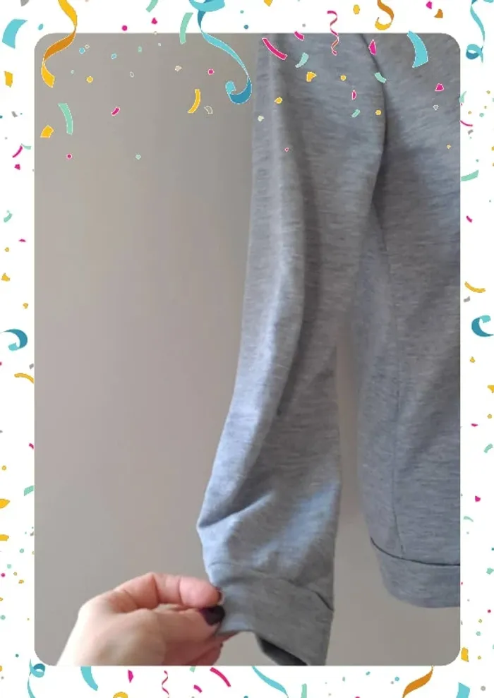 🩶 sweat taille S - photo numéro 3