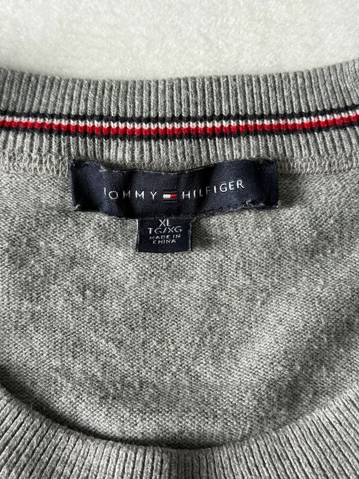 Sweat Pull gris Tommy Hilfiger homme taille XL en très bon état - photo numéro 5