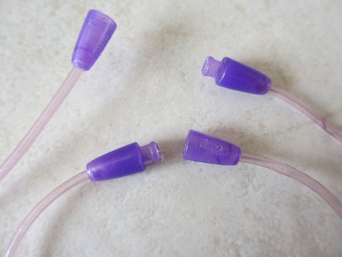 Ensemble collier + bracelet cœurs violets en plastique - photo numéro 5