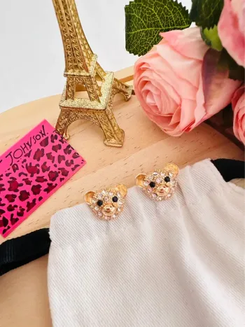 🐻 Boucles d’oreilles Betsey Johnson – Tête d’ours dorée strassée