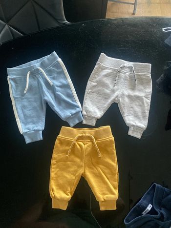 Lot bas de survêtement