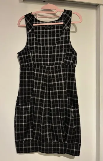 🖤 Robe noire à carreaux Atmosphere avec poches – Taille 36