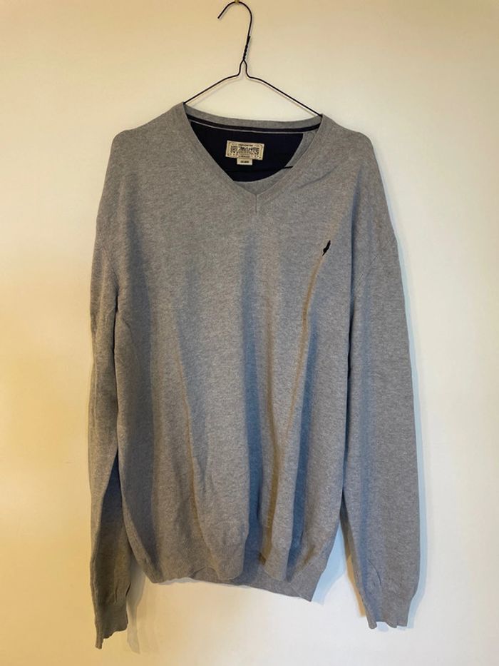 Pull léger col V homme gris MCS