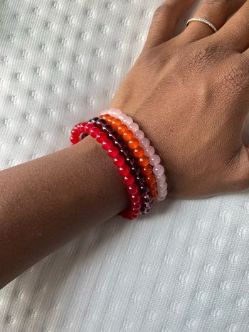 Lot bracelet rouge