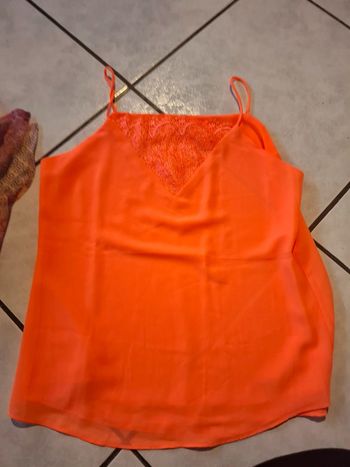 Tshirt orange fluo décolleté