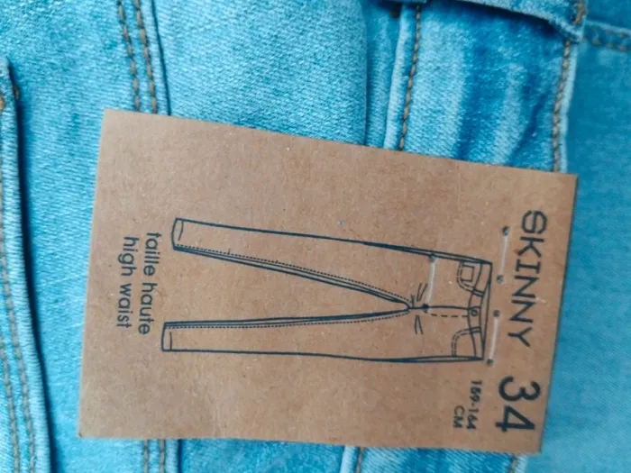 Jean skinny, kiabi, taille 34, neuf avec étiquettes - photo numéro 8