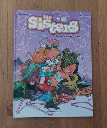 Les Sisters Tome 2 : à la mode de chez nous