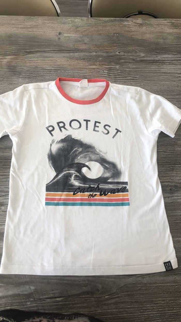 T-shirt protest 10 ans