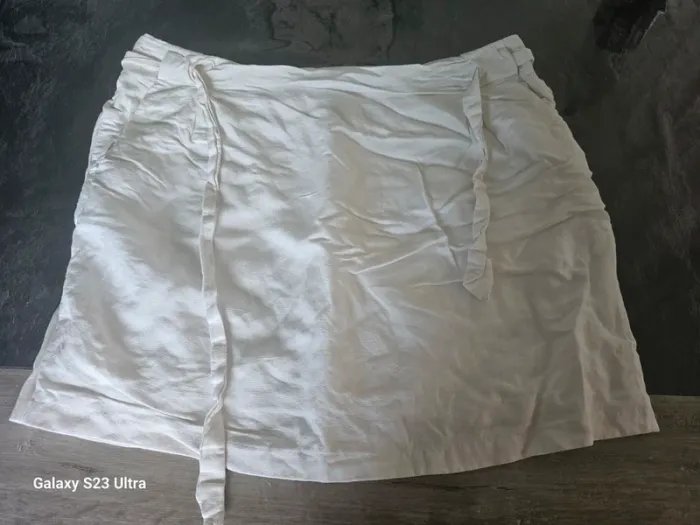 Mini jupe blanche camaïeu t46