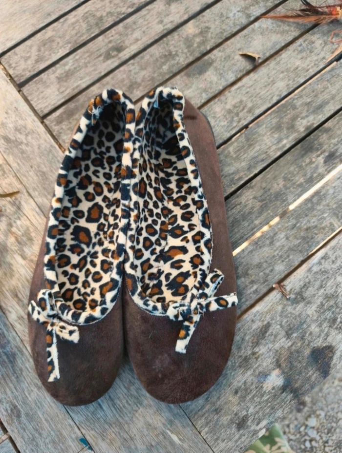 Magnifique chaussons léopard - photo numéro 4