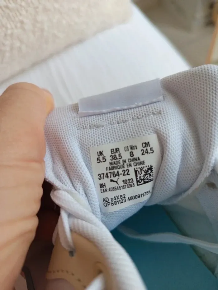 Paire de baskets sneakers Puma Skye pointure 38,5 - photo numéro 10
