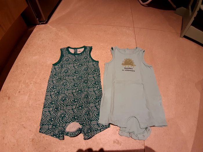 Lot pyjamas combinaisons garcon - photo numéro 2