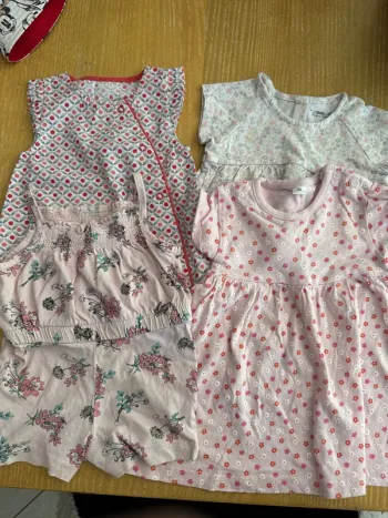 Lot bébé fille été 1 mois