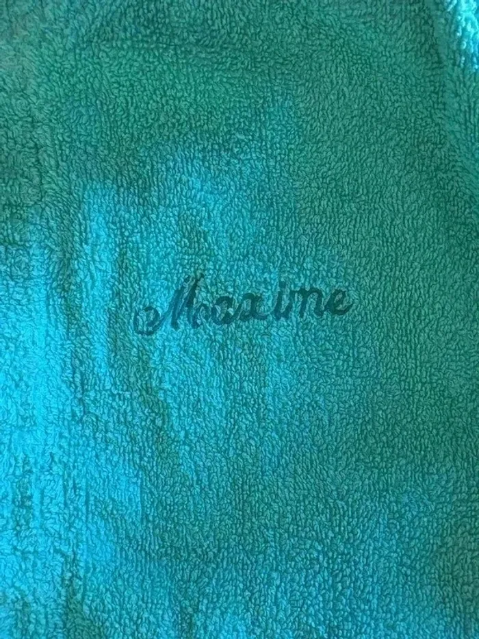 🛁 Peignoir Garçon 4 ans – Menthe – Très Bon État – Brodé “Maxime” - photo numéro 4