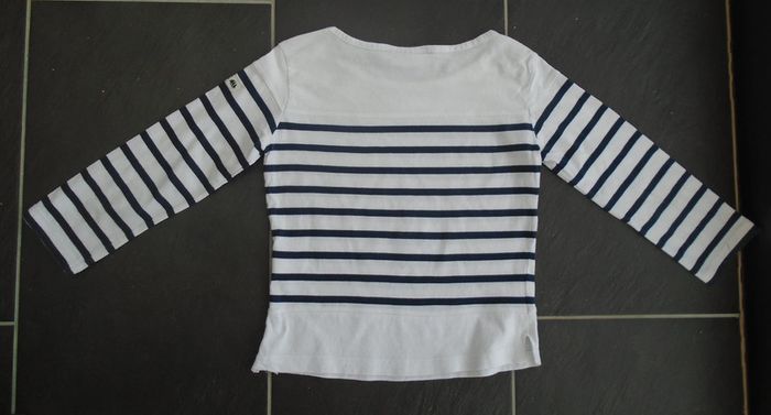 Superbe tee-shirt marin fille 10 ans Hublot - photo numéro 5