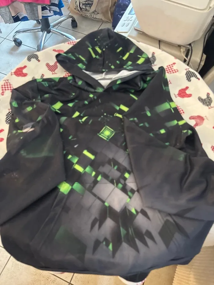 Pull à capuche, garçon n°154