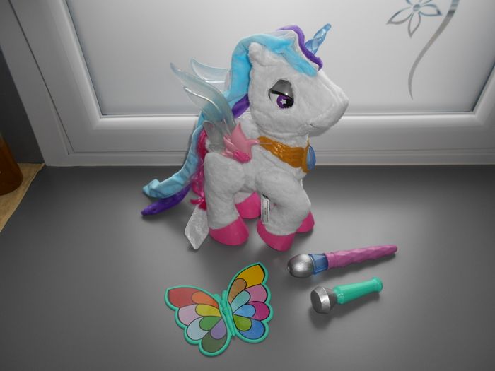 Peluche interactive Mila, ma licorne maquillage magique (Vtech)